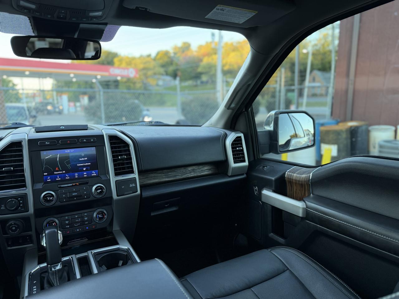 Ford F-150 SuperCrew 150" Lariat 4WD 2020