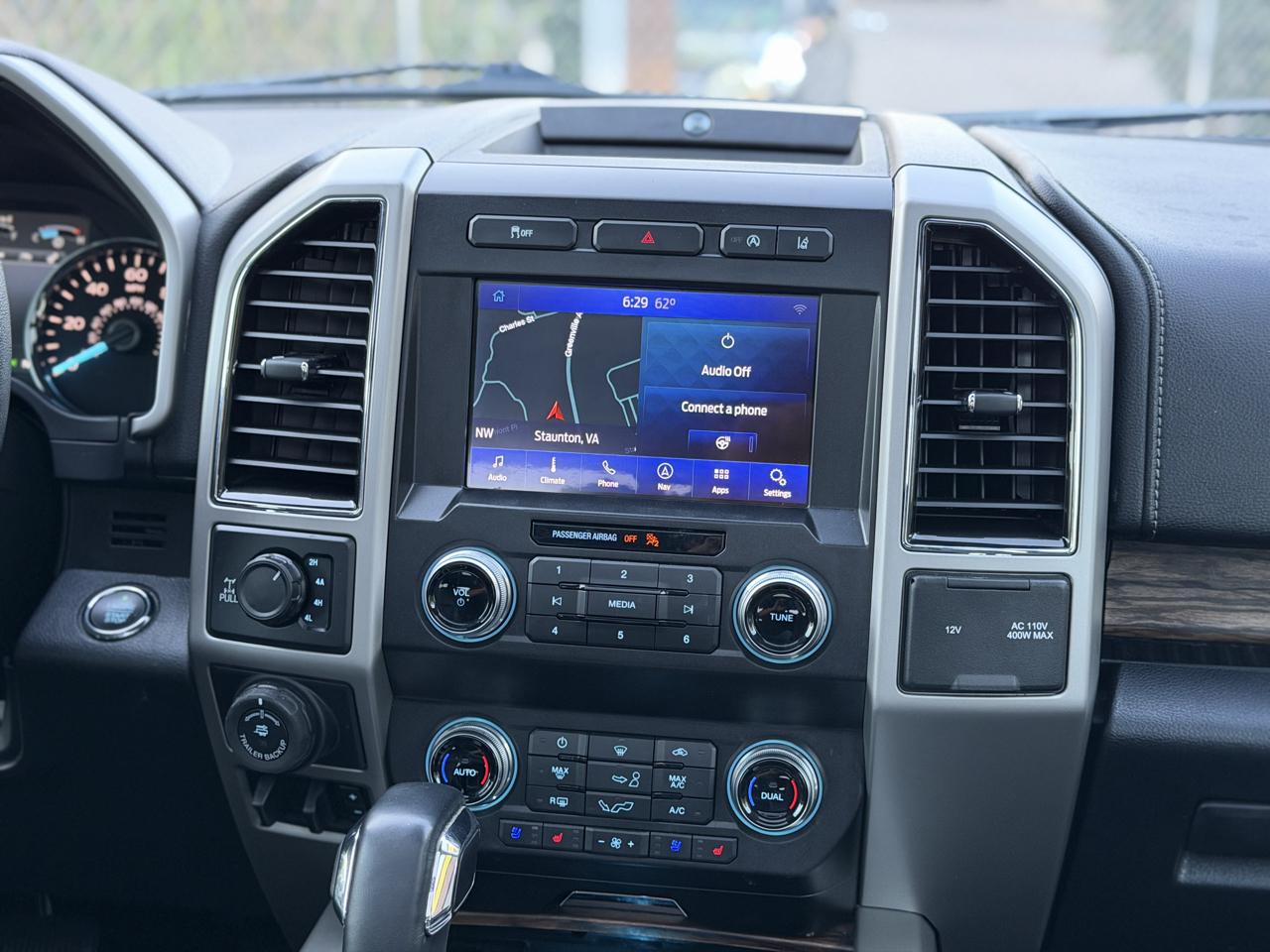 Ford F-150 SuperCrew 150" Lariat 4WD 2020