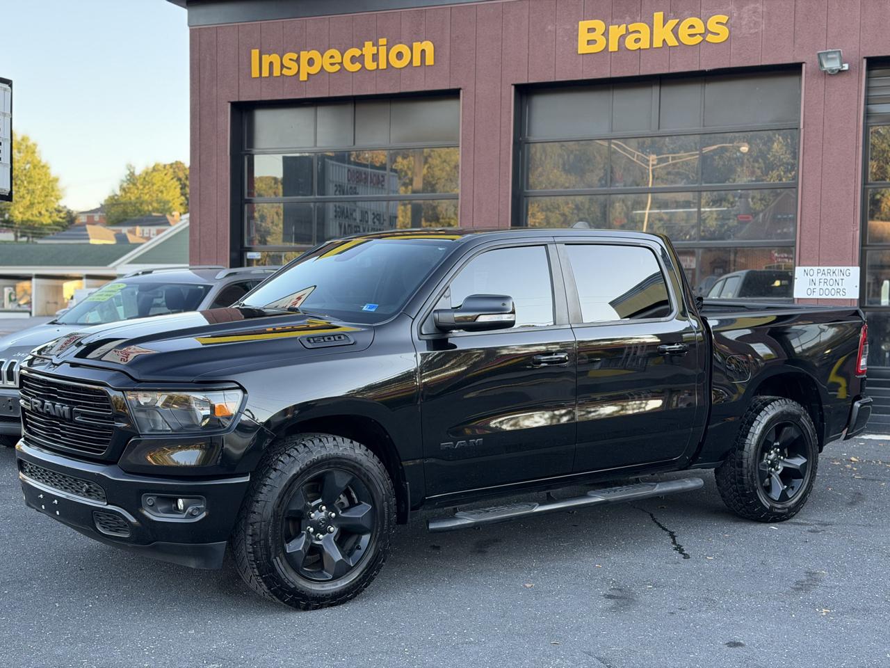 RAM 1500 Big Horn Crew Cab SWB 4WD 2019