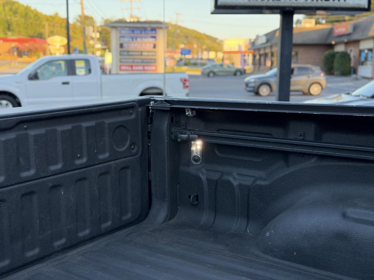 RAM 1500 Big Horn Crew Cab SWB 4WD 2019