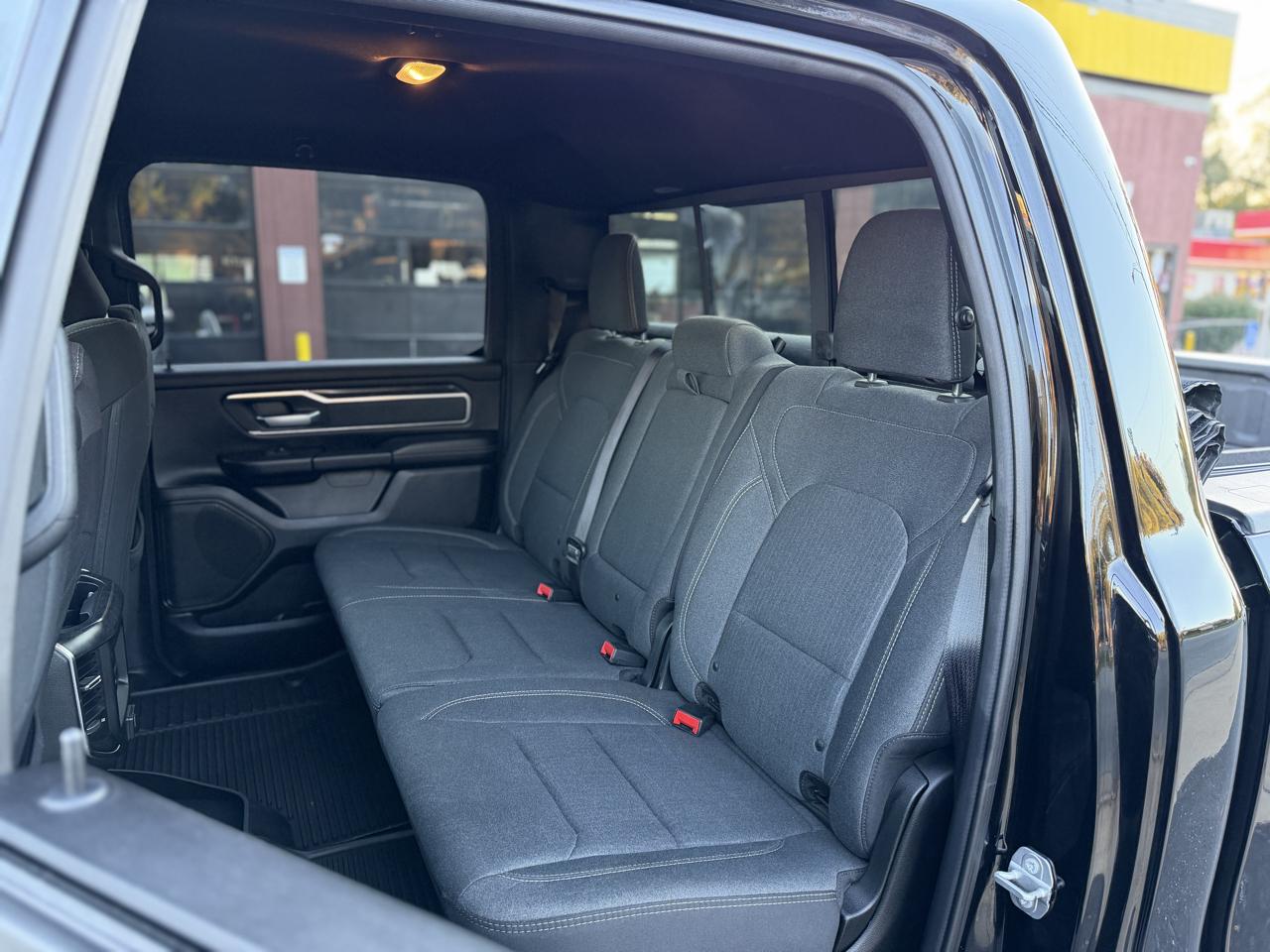 RAM 1500 Big Horn Crew Cab SWB 4WD 2019