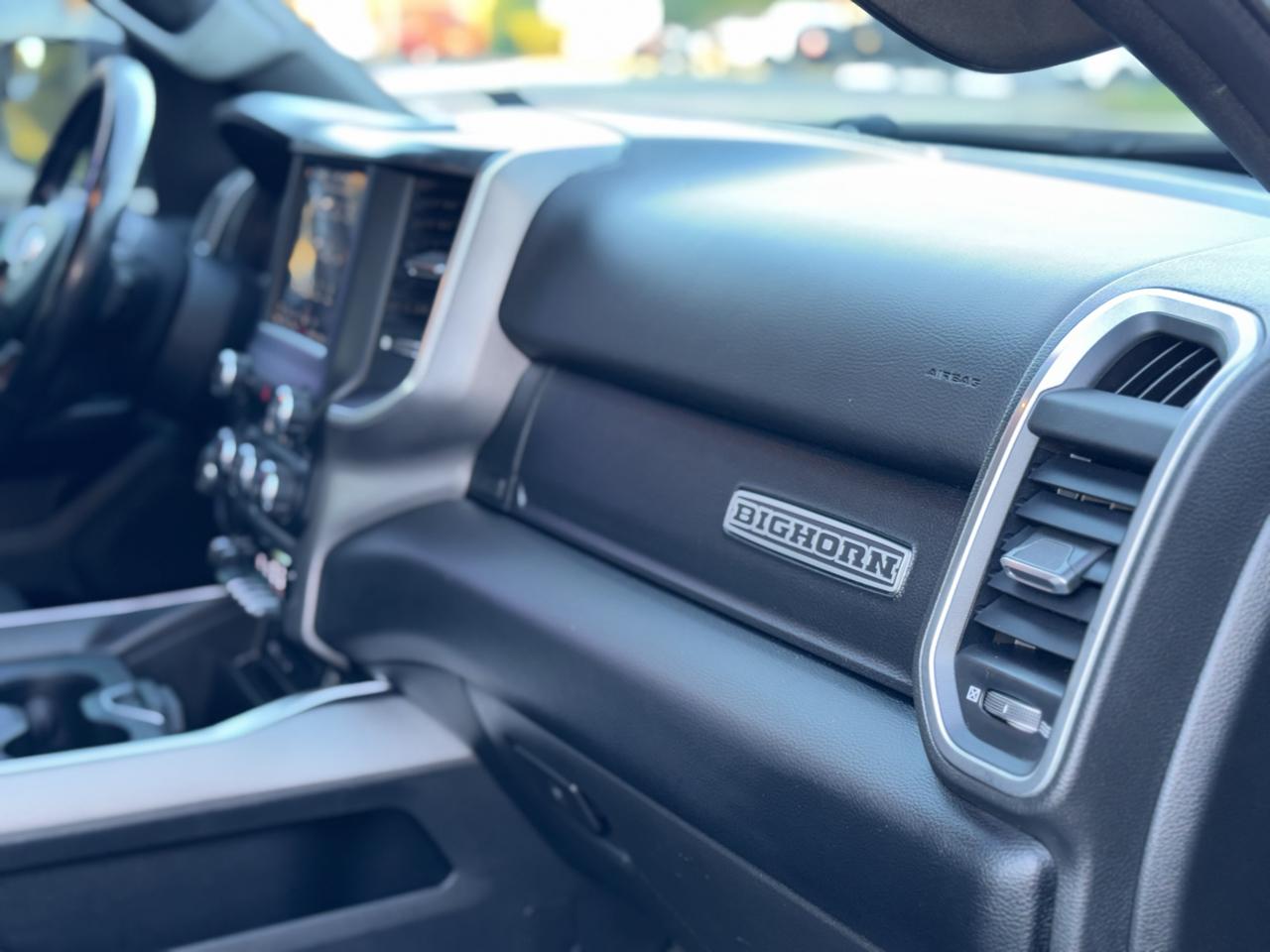 RAM 1500 Big Horn Crew Cab SWB 4WD 2019