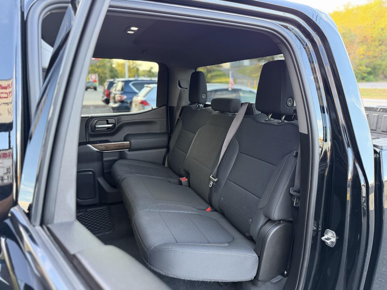 GMC Sierra 1500 Limited SLE Crew Cab Short Box 4WD 2022