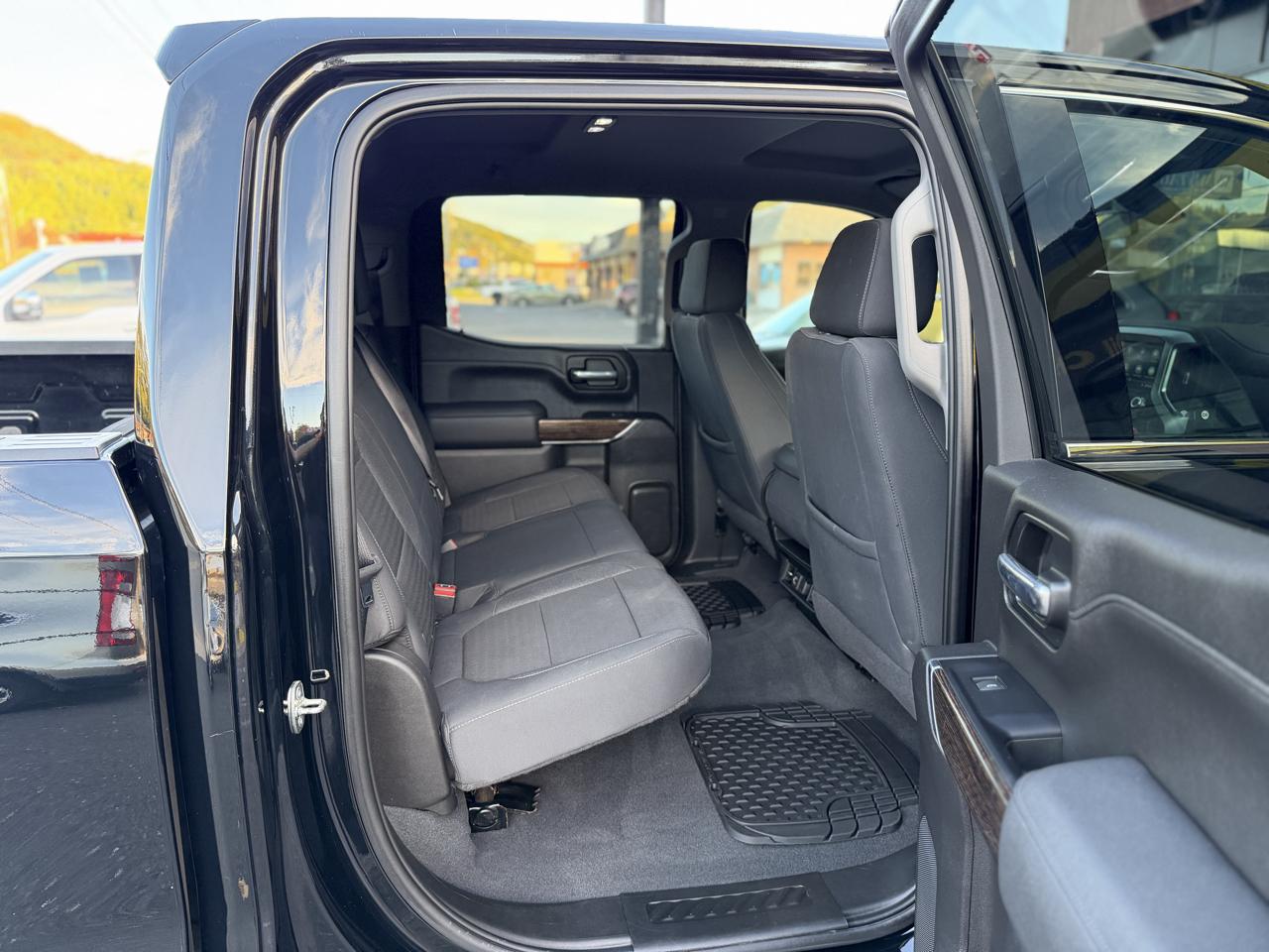GMC Sierra 1500 Limited SLE Crew Cab Short Box 4WD 2022