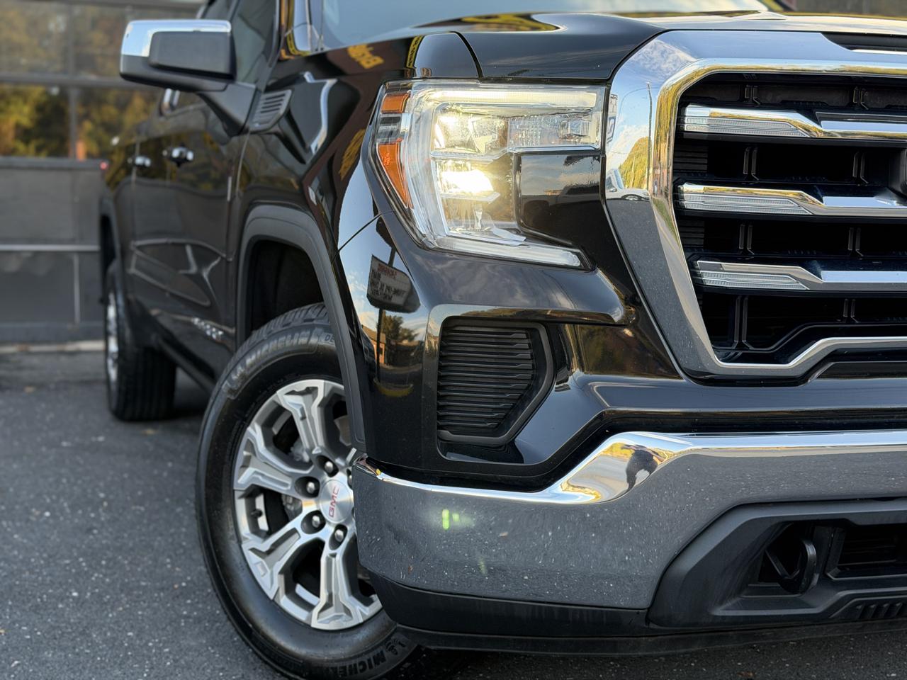 GMC Sierra 1500 Limited SLE Crew Cab Short Box 4WD 2022