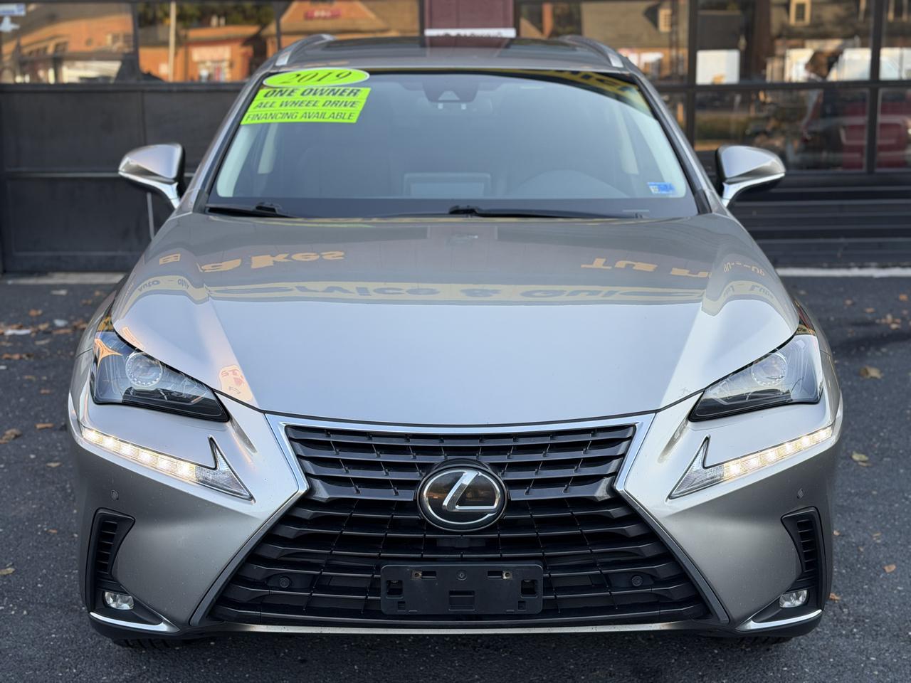 Lexus NX 300  2019