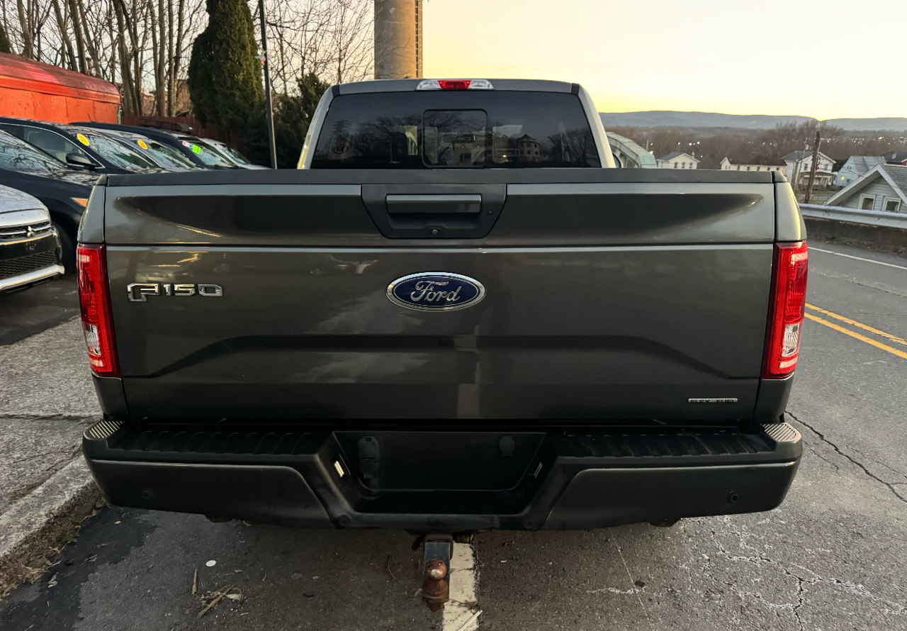 Ford F-150 4WD SuperCab 145" Lariat 2016