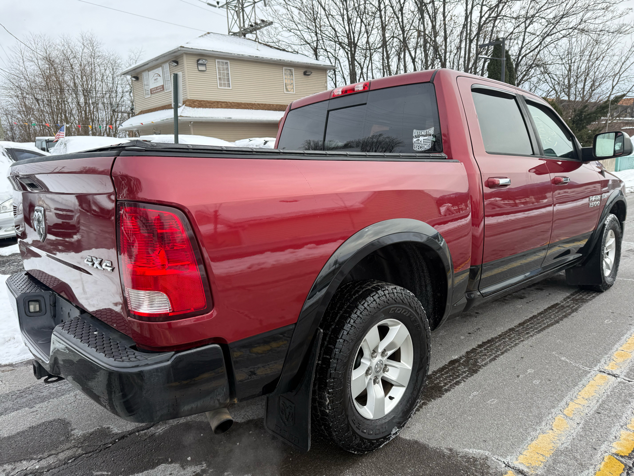 RAM 1500 4WD Crew Cab 140.5" Outdoorsman 2014