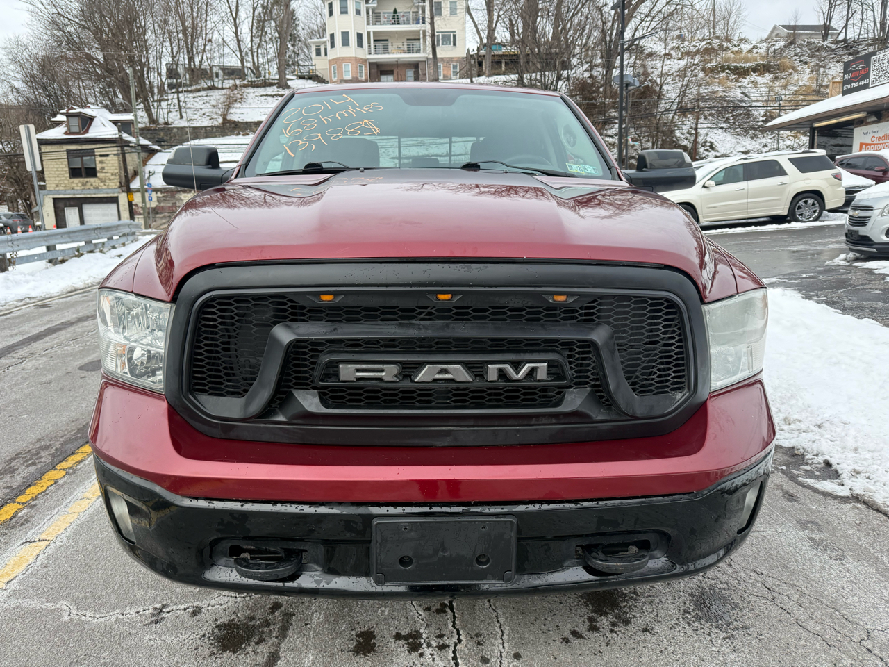 RAM 1500 4WD Crew Cab 140.5" Outdoorsman 2014