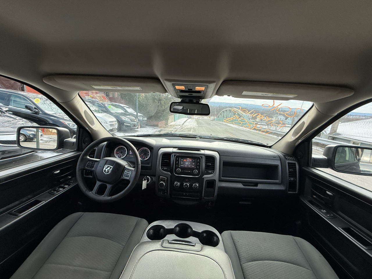 RAM 1500 4WD Quad Cab 140.5" Express 2016