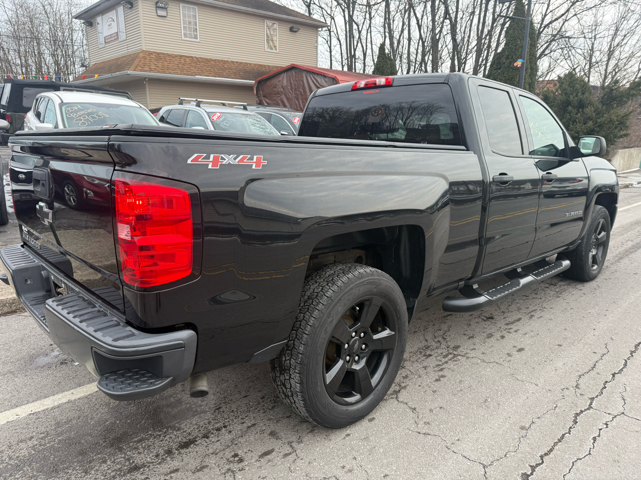 Chevrolet Silverado 1500 4WD Double Cab 143.5" Work Truck 2017