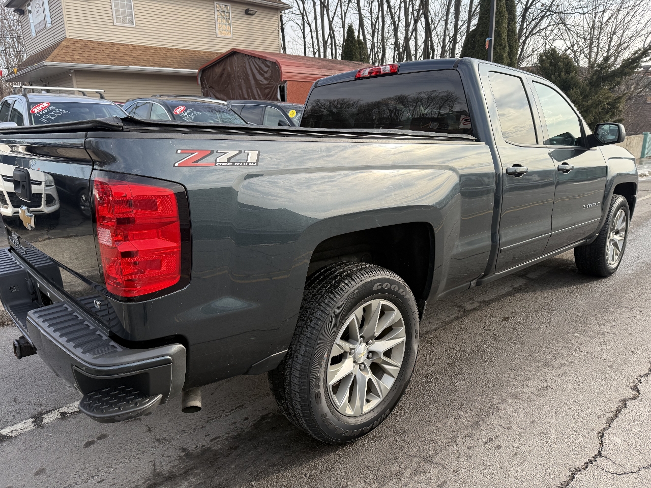 Chevrolet Silverado 1500 4WD Double Cab 143.5" LT w/2LT 2018