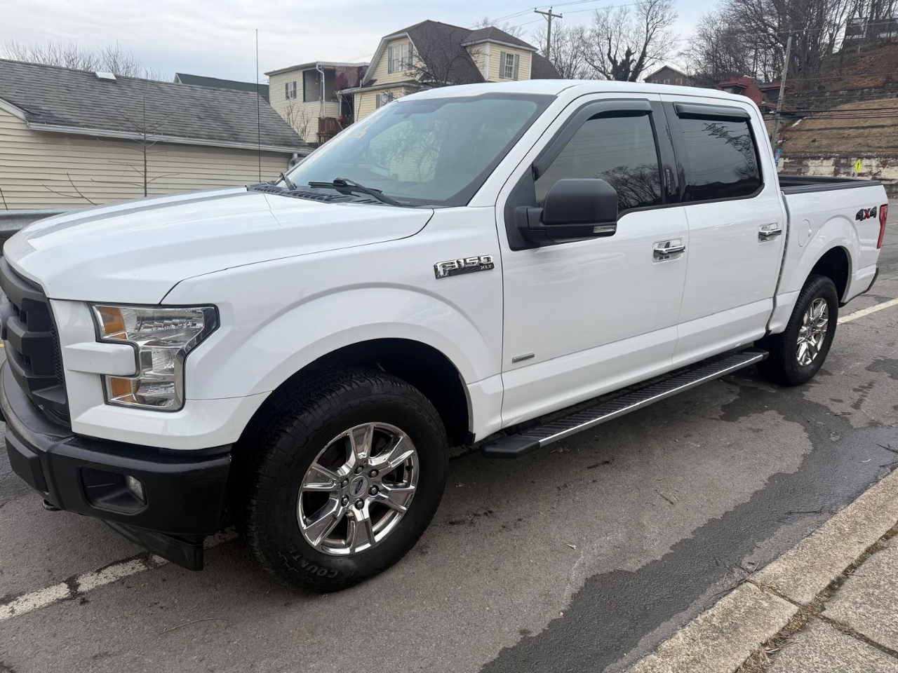 Ford F-150 Lariat 4WD SuperCrew 5.5' Box 2017