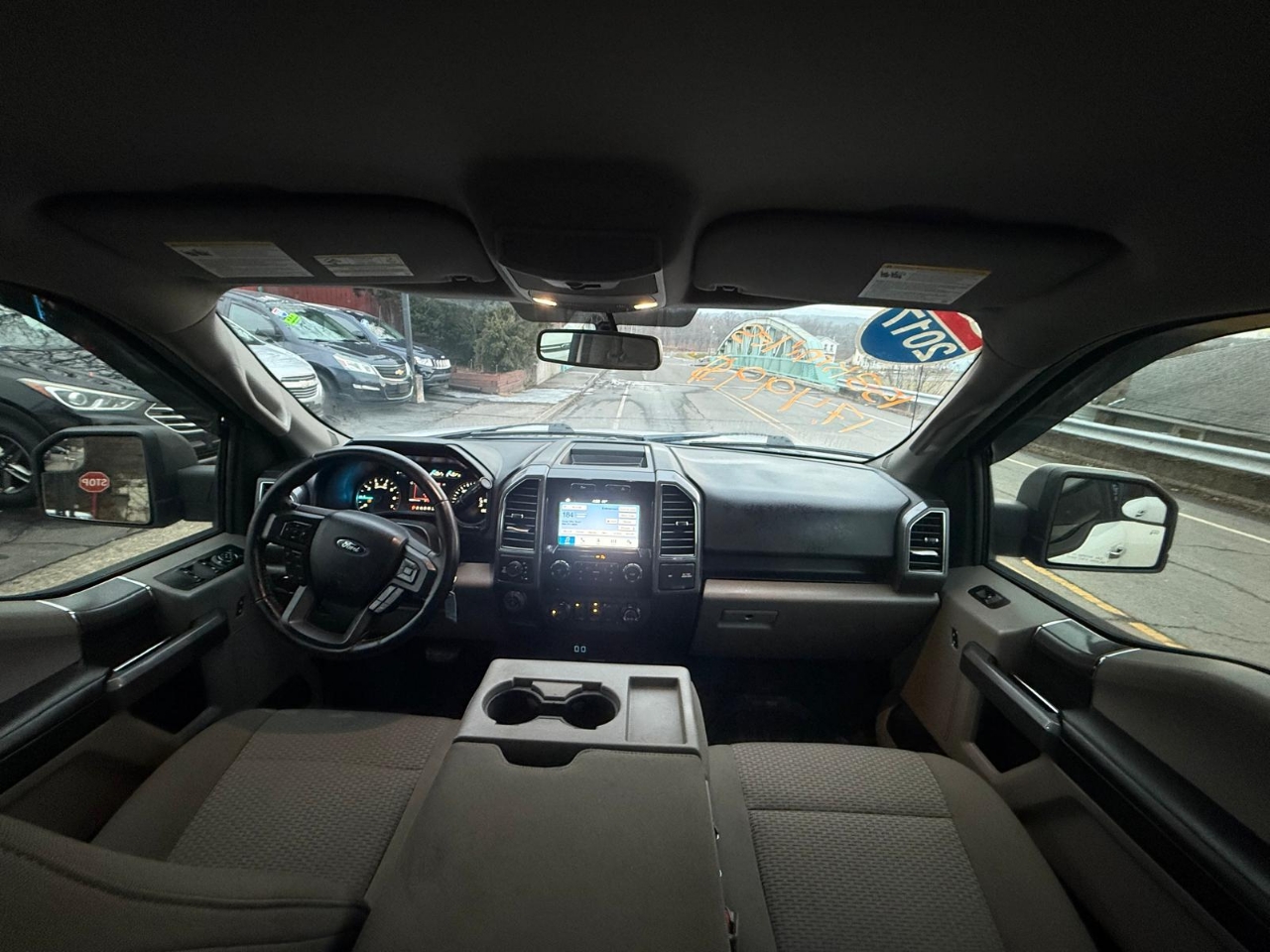 Ford F-150 Lariat 4WD SuperCrew 5.5' Box 2017