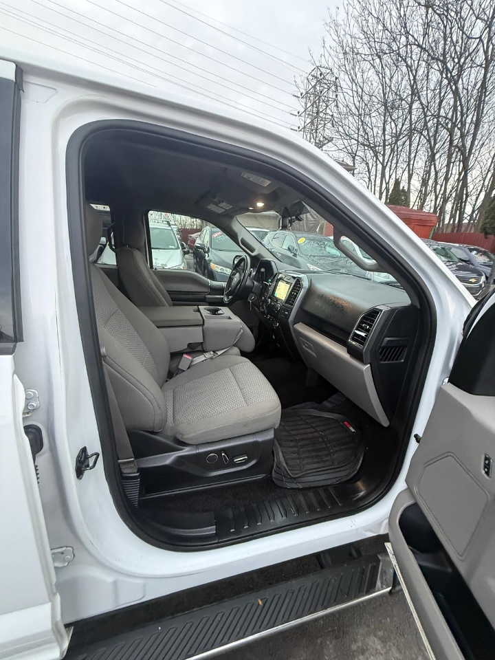 Ford F-150 Lariat 4WD SuperCrew 5.5' Box 2017