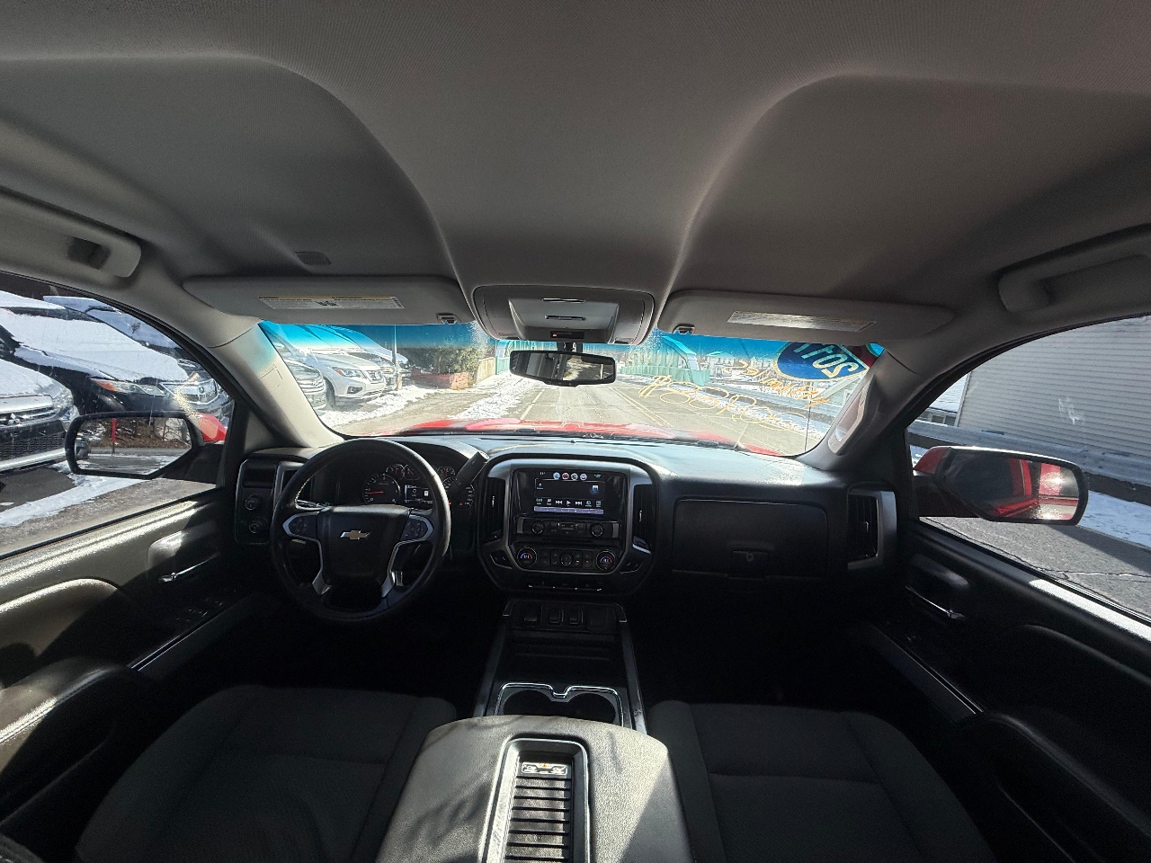 Chevrolet Silverado 1500 4WD Crew Cab 143.5" LT w/2LT 2017