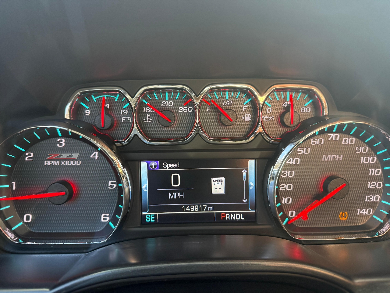 Chevrolet Silverado 1500 4WD Crew Cab 143.5" LT w/2LT 2017