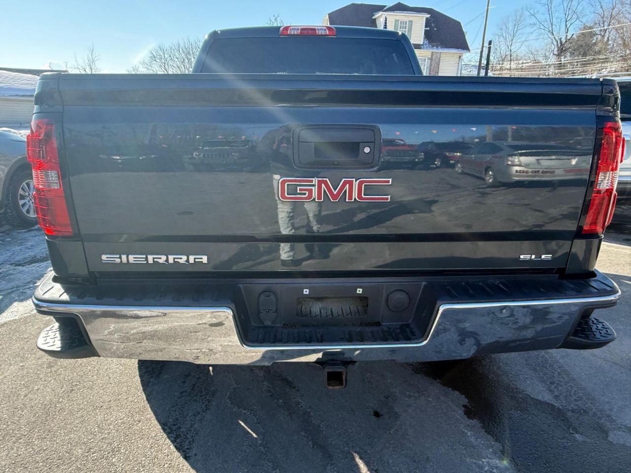 GMC Sierra 1500 4WD Crew Cab 143.5" SLE 2017