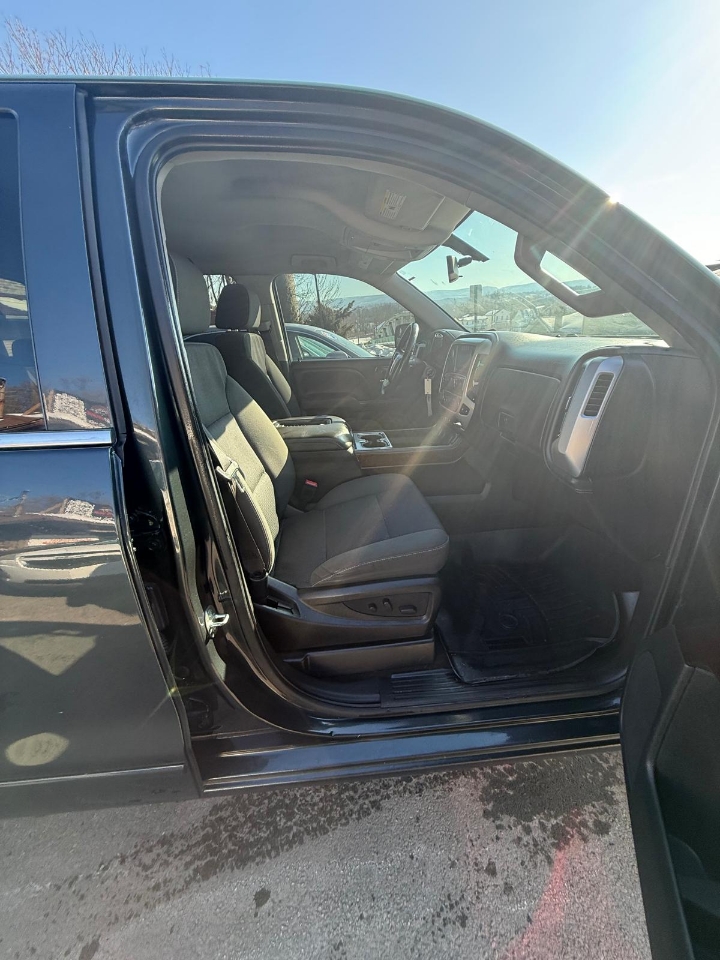 GMC Sierra 1500 4WD Crew Cab 143.5" SLE 2017