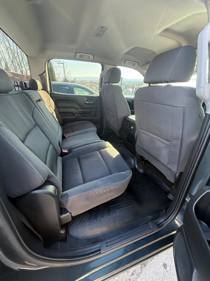 GMC Sierra 1500 4WD Crew Cab 143.5" SLE 2017