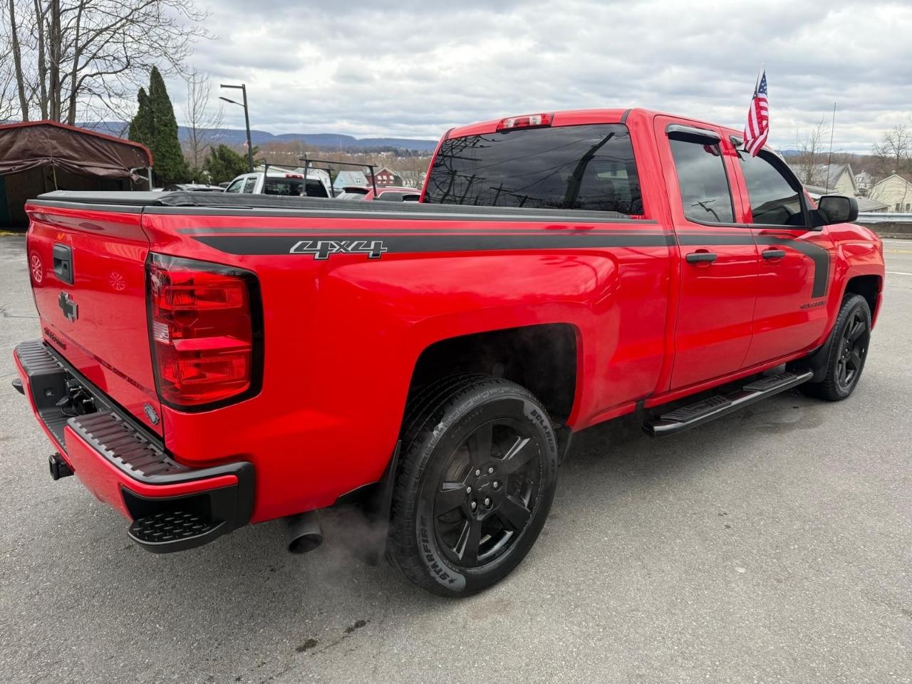 Chevrolet Silverado 1500 4WD Double Cab 143.5" Custom 2016