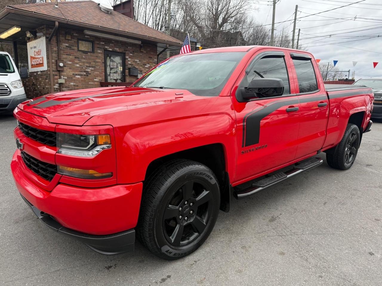 Chevrolet Silverado 1500 4WD Double Cab 143.5" Custom 2016