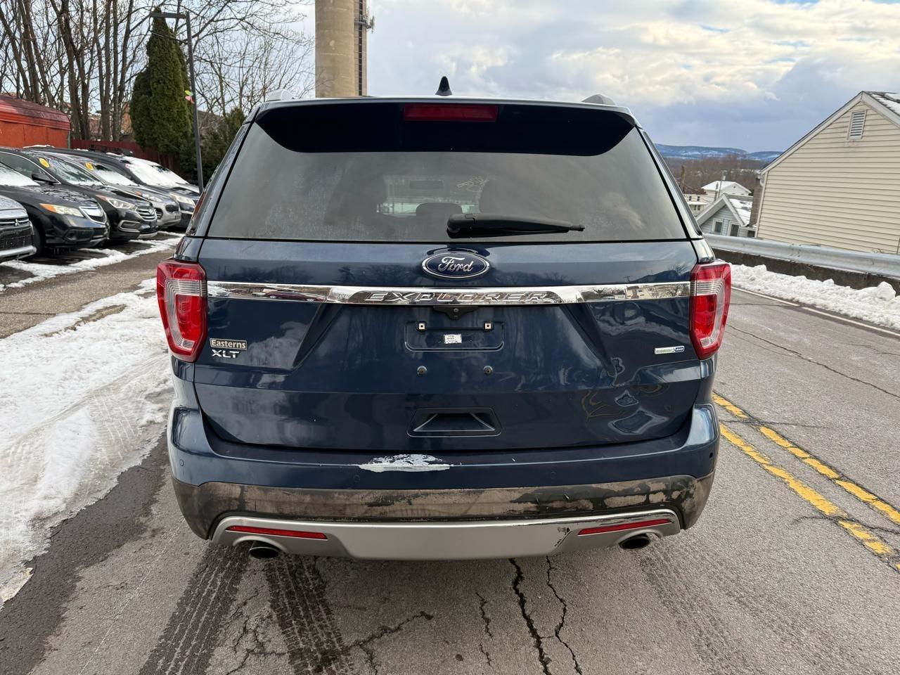 Ford Explorer XLT 4WD 2017