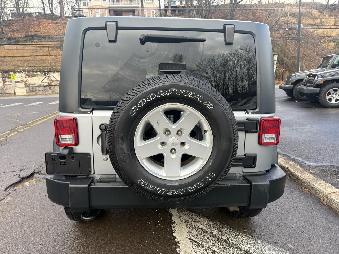 Jeep Wrangler 4WD 2dr Sport 2014