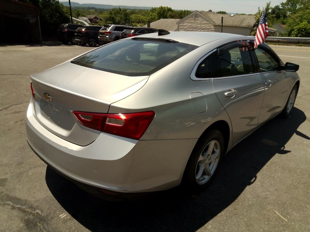 Chevrolet Malibu 4dr Sdn LS w/1LS 2018