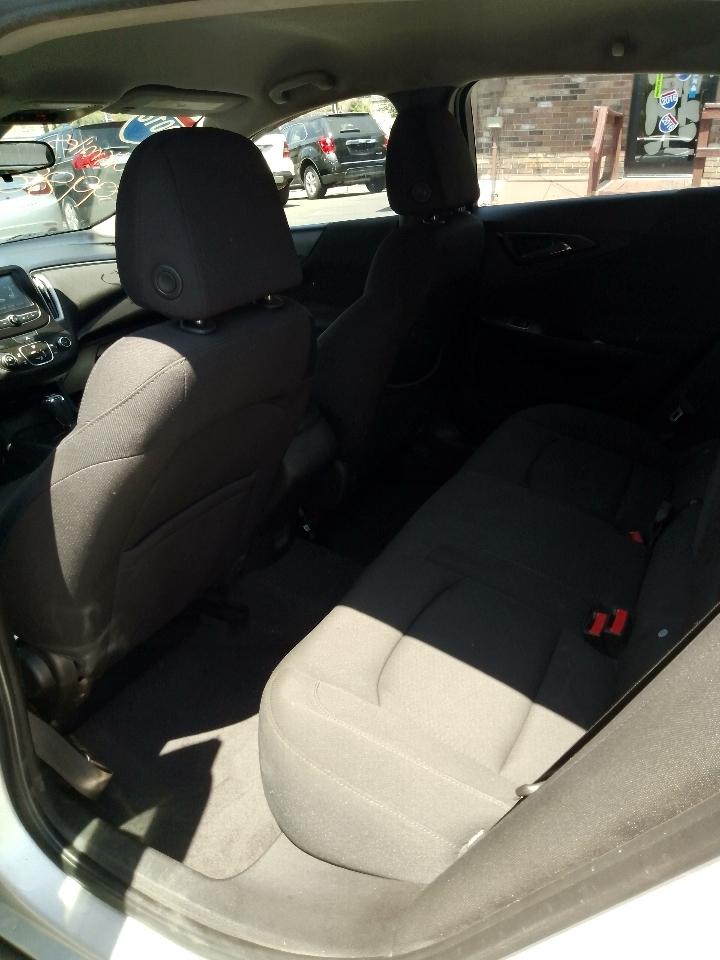Chevrolet Malibu 4dr Sdn LS w/1LS 2018