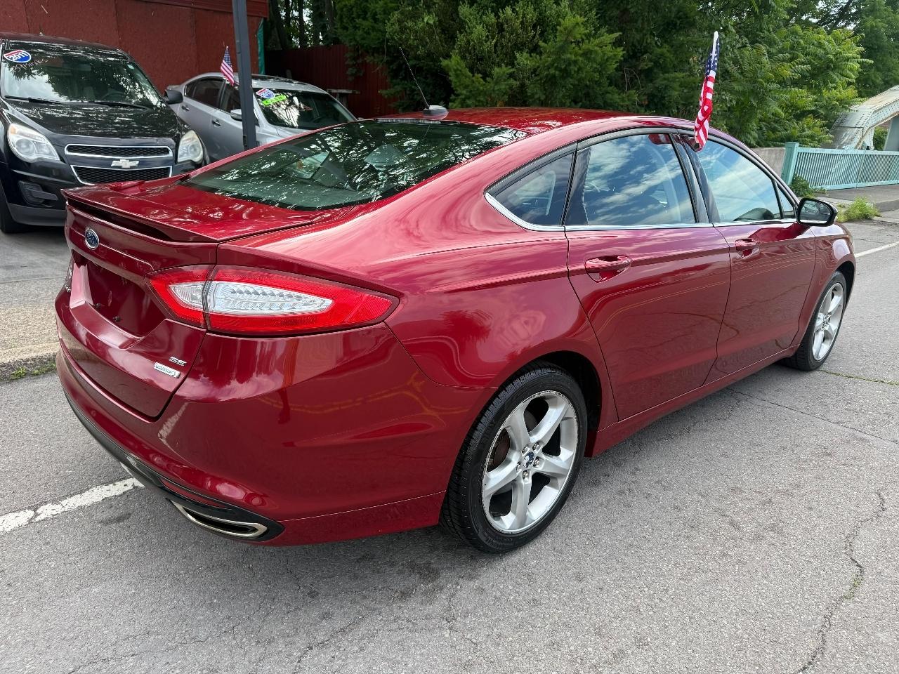 Ford Fusion 4dr Sdn SE FWD 2016