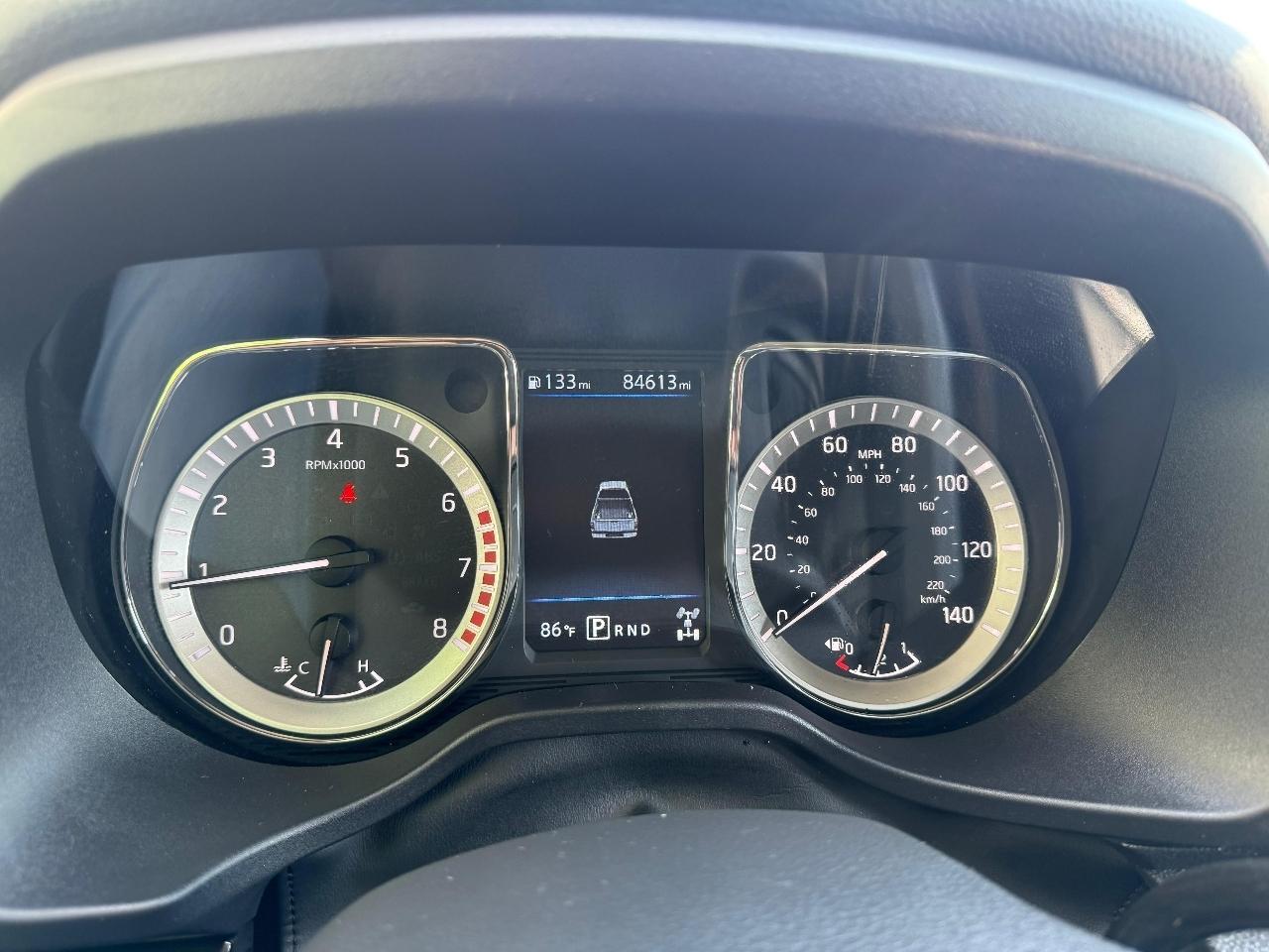 Nissan Titan 4x4 Crew Cab SV 2019