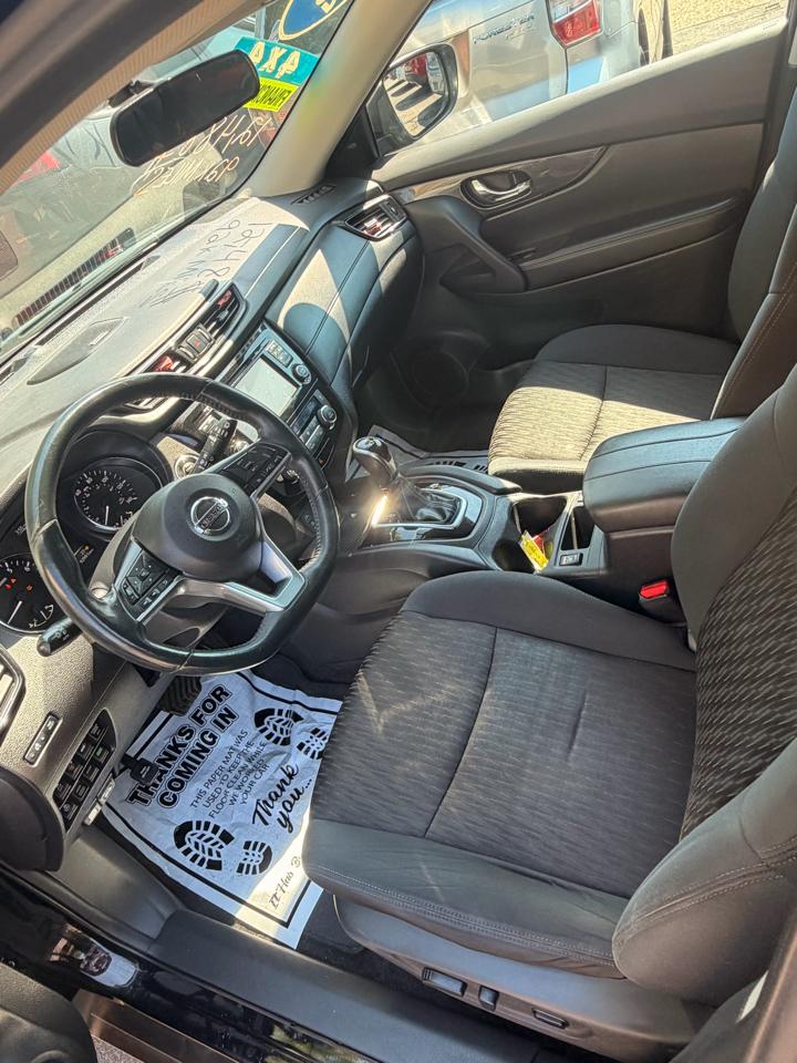 Nissan Rogue AWD SV 2017