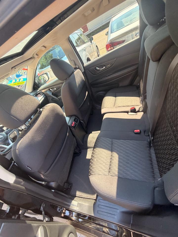 Nissan Rogue AWD SV 2017
