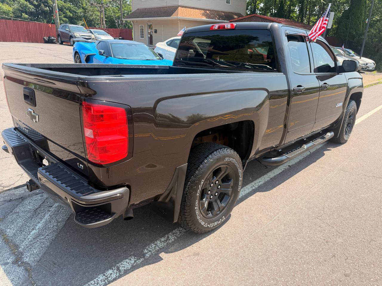 Chevrolet Silverado 1500 4WD Double Cab 143.5" LT w/2LT 2018