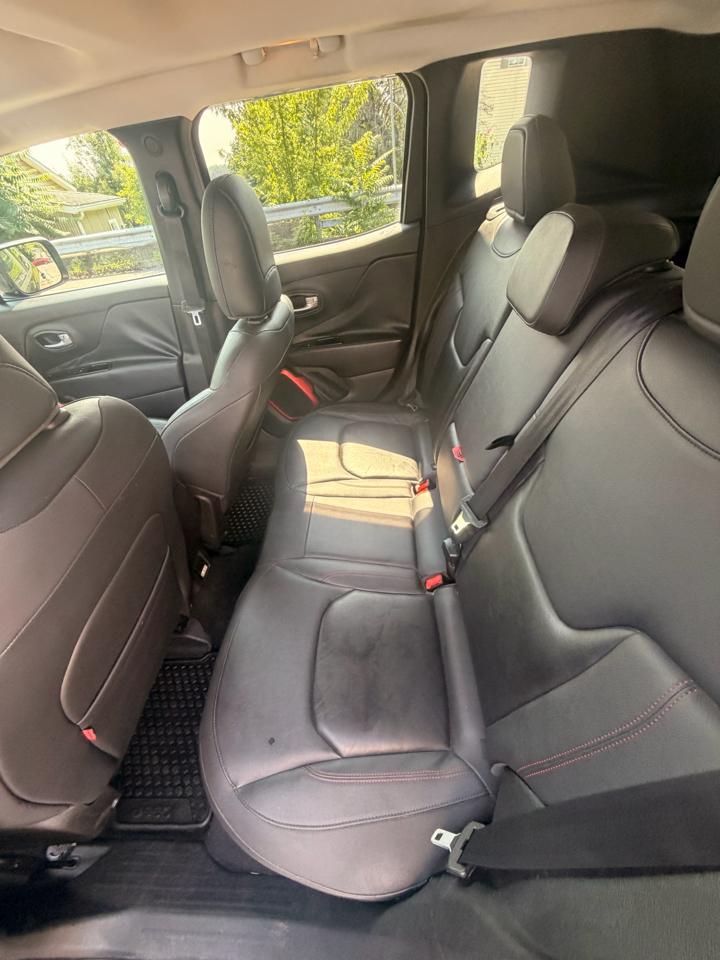 Jeep Renegade 4WD 4dr Trailhawk 2016