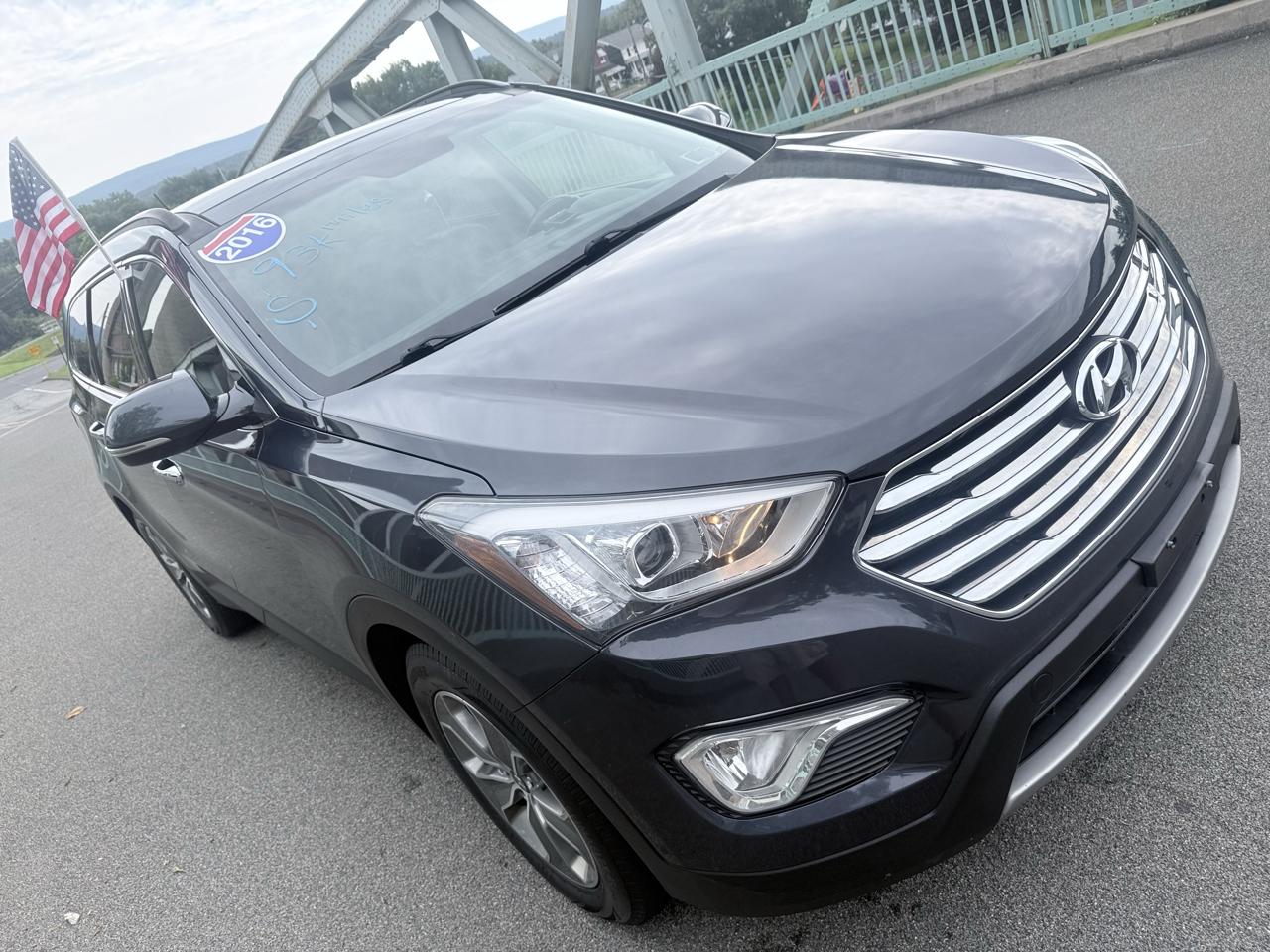 Hyundai Santa Fe XL AWD 4dr 3.3L Auto Luxury 2016