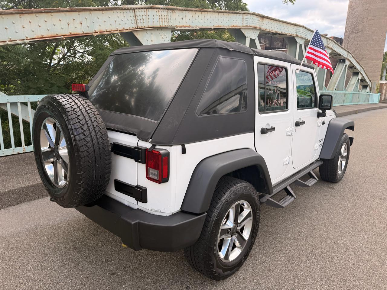 Jeep Wrangler Unlimited 4WD 4dr Sport 2016