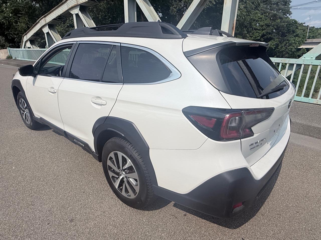 Subaru Outback Premium CVT 2023