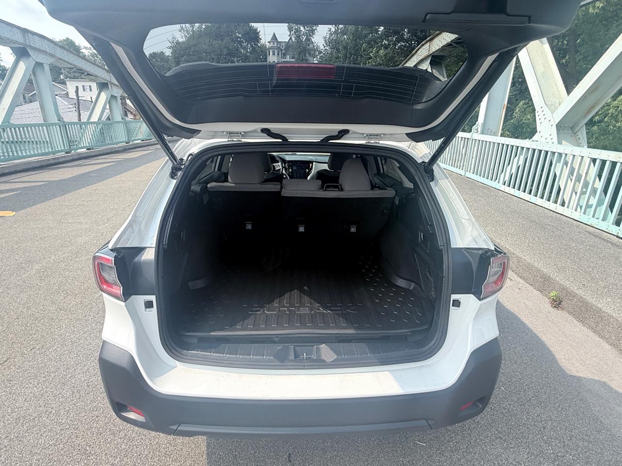 Subaru Outback Premium CVT 2023