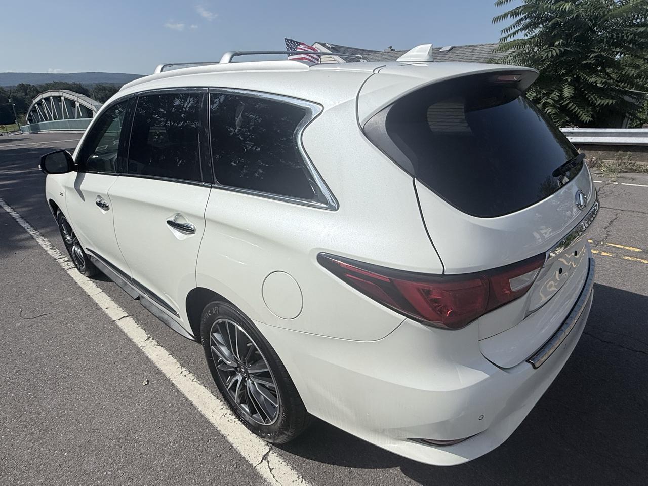 Infiniti QX60 AWD 2017
