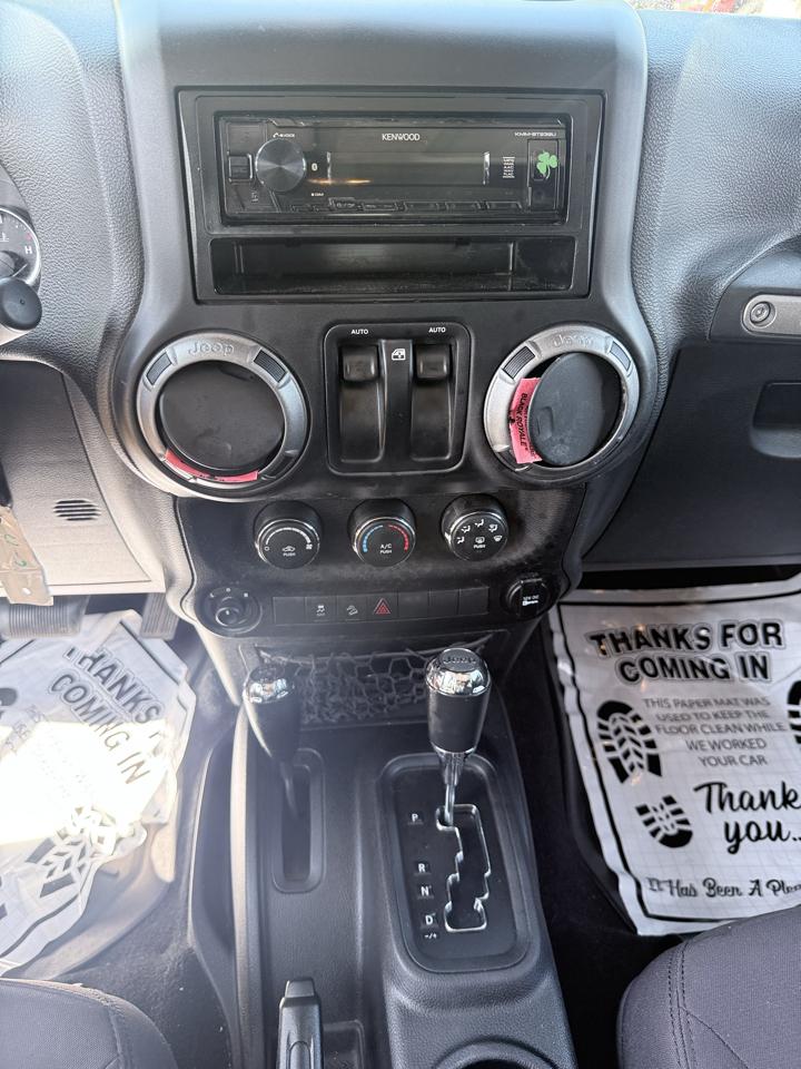 Jeep Wrangler 4WD 2dr Sport 2015