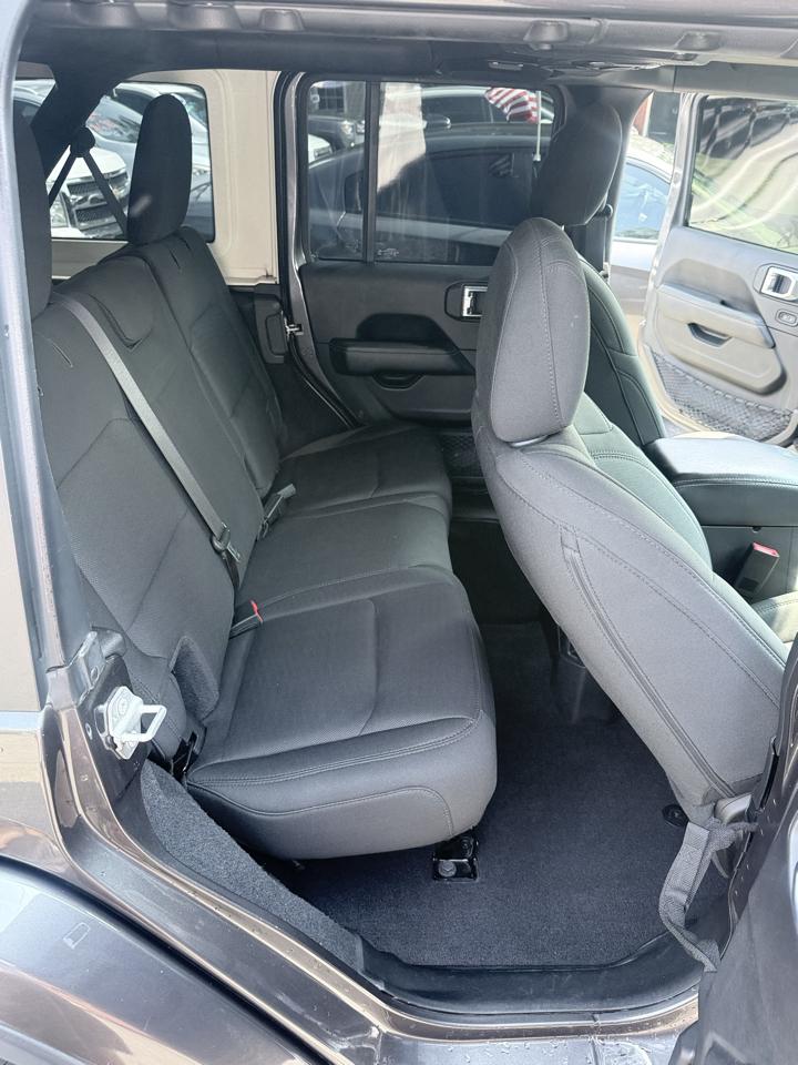 Jeep Wrangler Unlimited Sahara 4x4 2019
