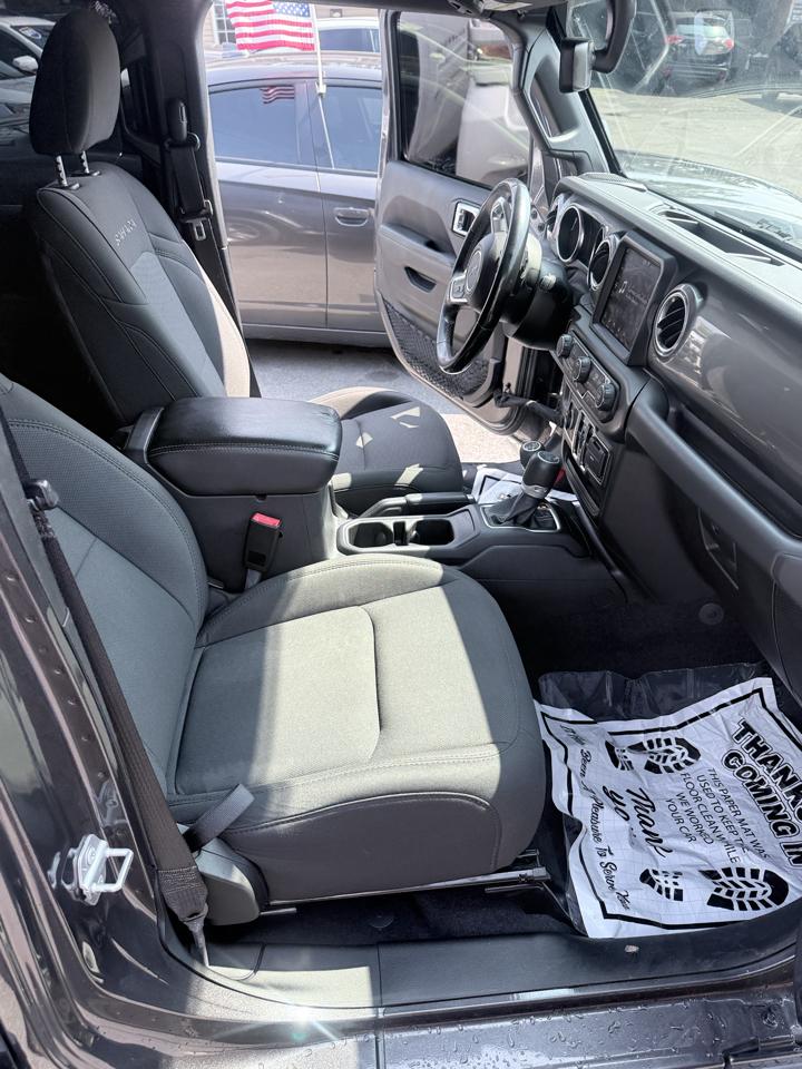 Jeep Wrangler Unlimited Sahara 4x4 2019
