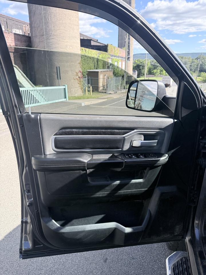 RAM 2500 Lone Star 4x4 Crew Cab 6'4" Box 2021