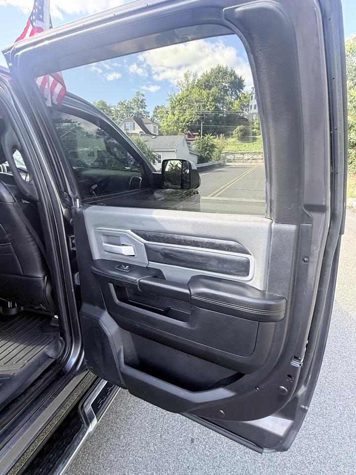 RAM 2500 Lone Star 4x4 Crew Cab 6'4" Box 2021