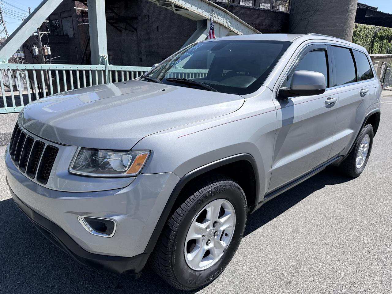 Jeep Grand Cherokee 4WD 4dr Laredo 2014