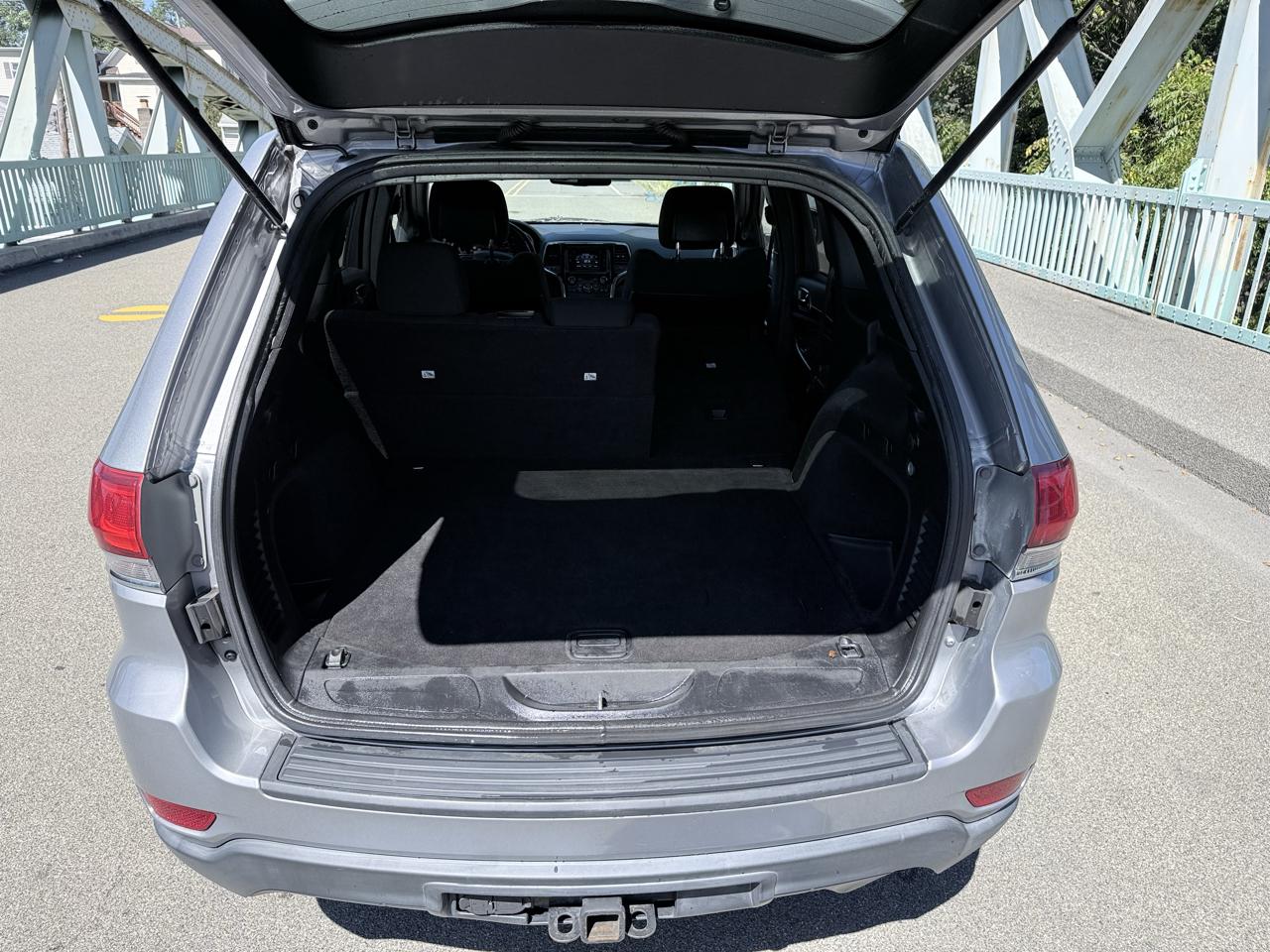 Jeep Grand Cherokee 4WD 4dr Laredo 2014