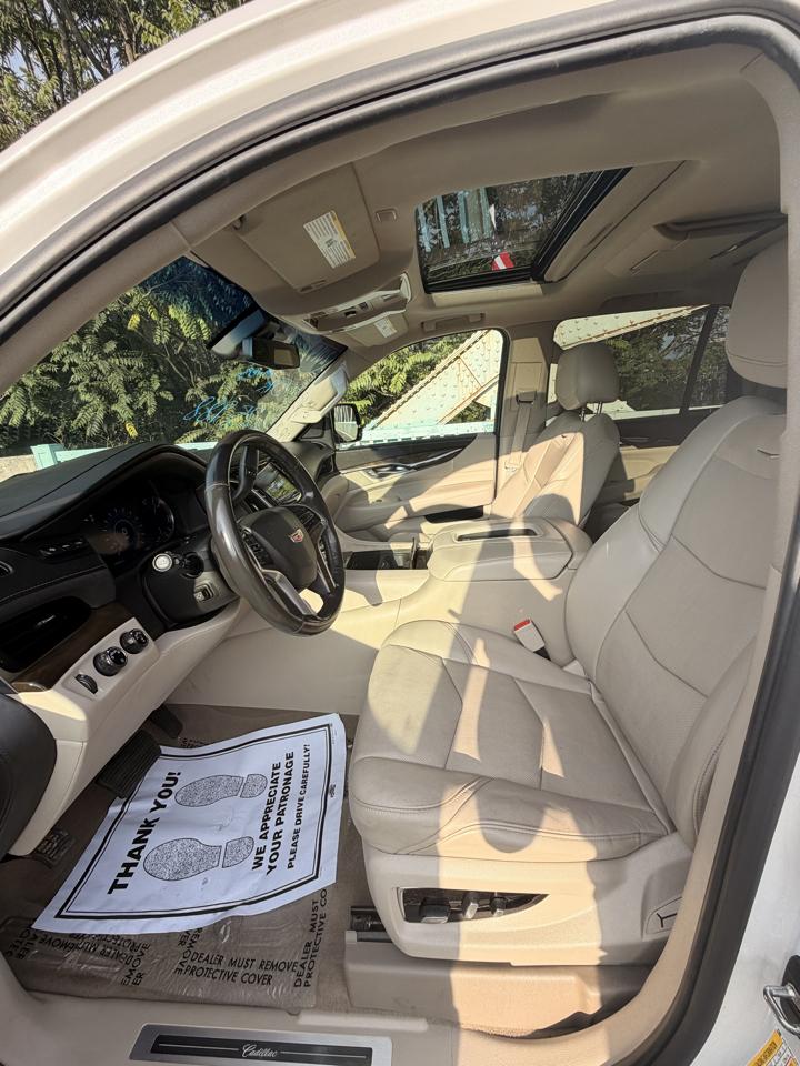 Cadillac Escalade 4WD 4dr Luxury 2019