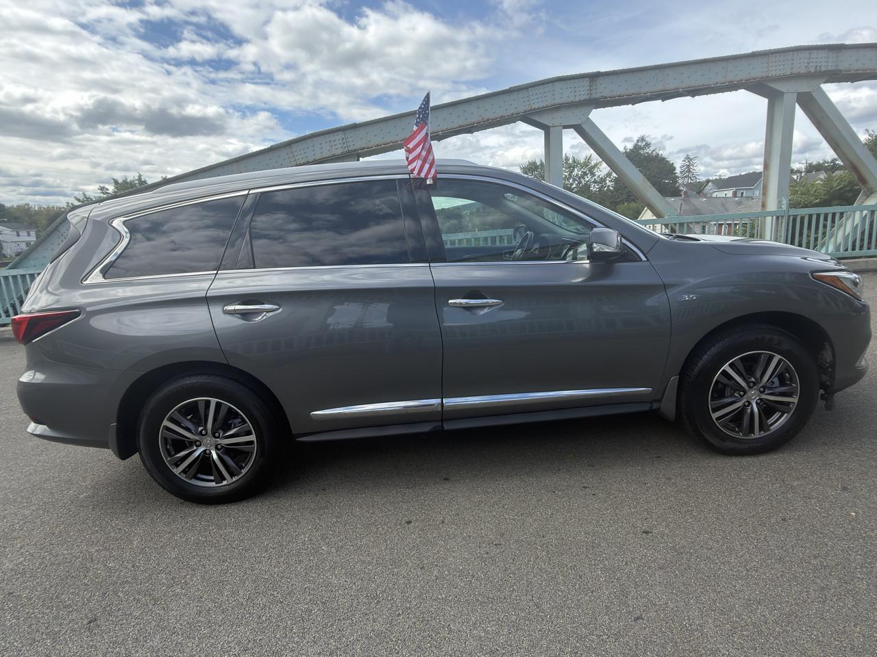 Infiniti QX60 LUXE AWD 2019
